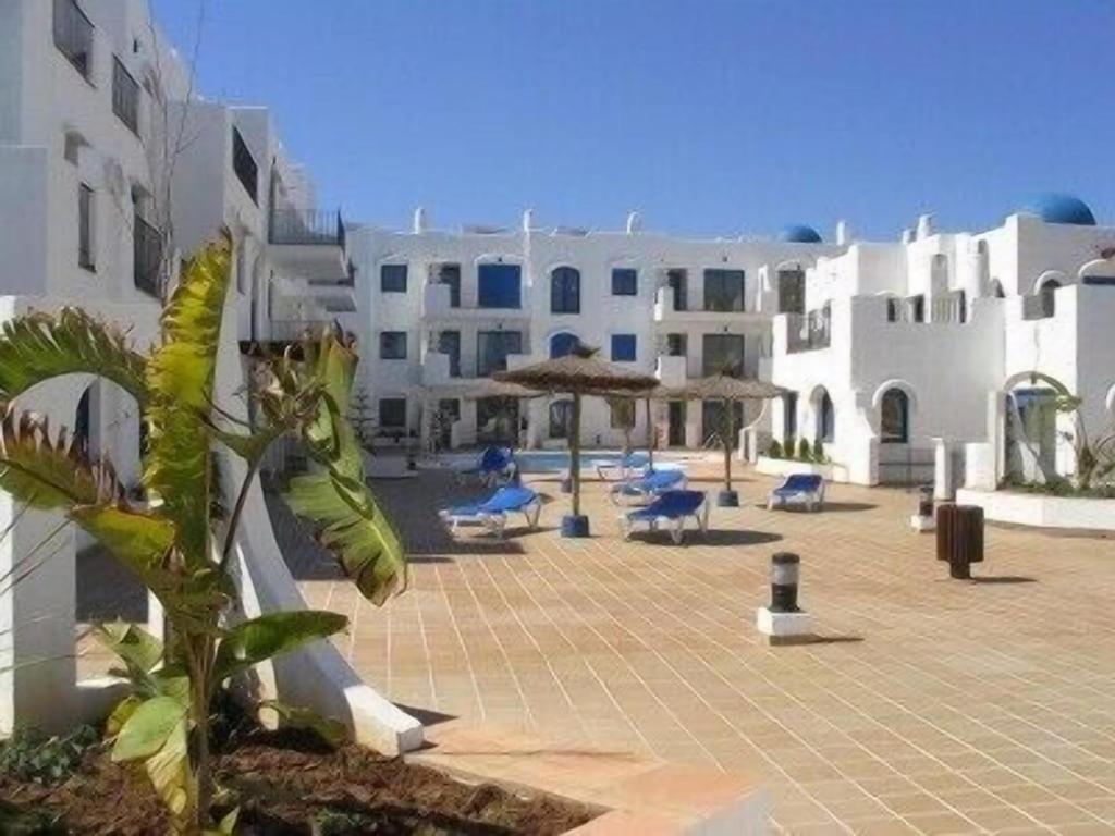 Castillo de Sabinillas 28 Mikonos Playa In Puerto De La Duquesa 2 Bed 2 Bath Apartment Ideally Located To The Beach & Marina מראה חיצוני תמונה